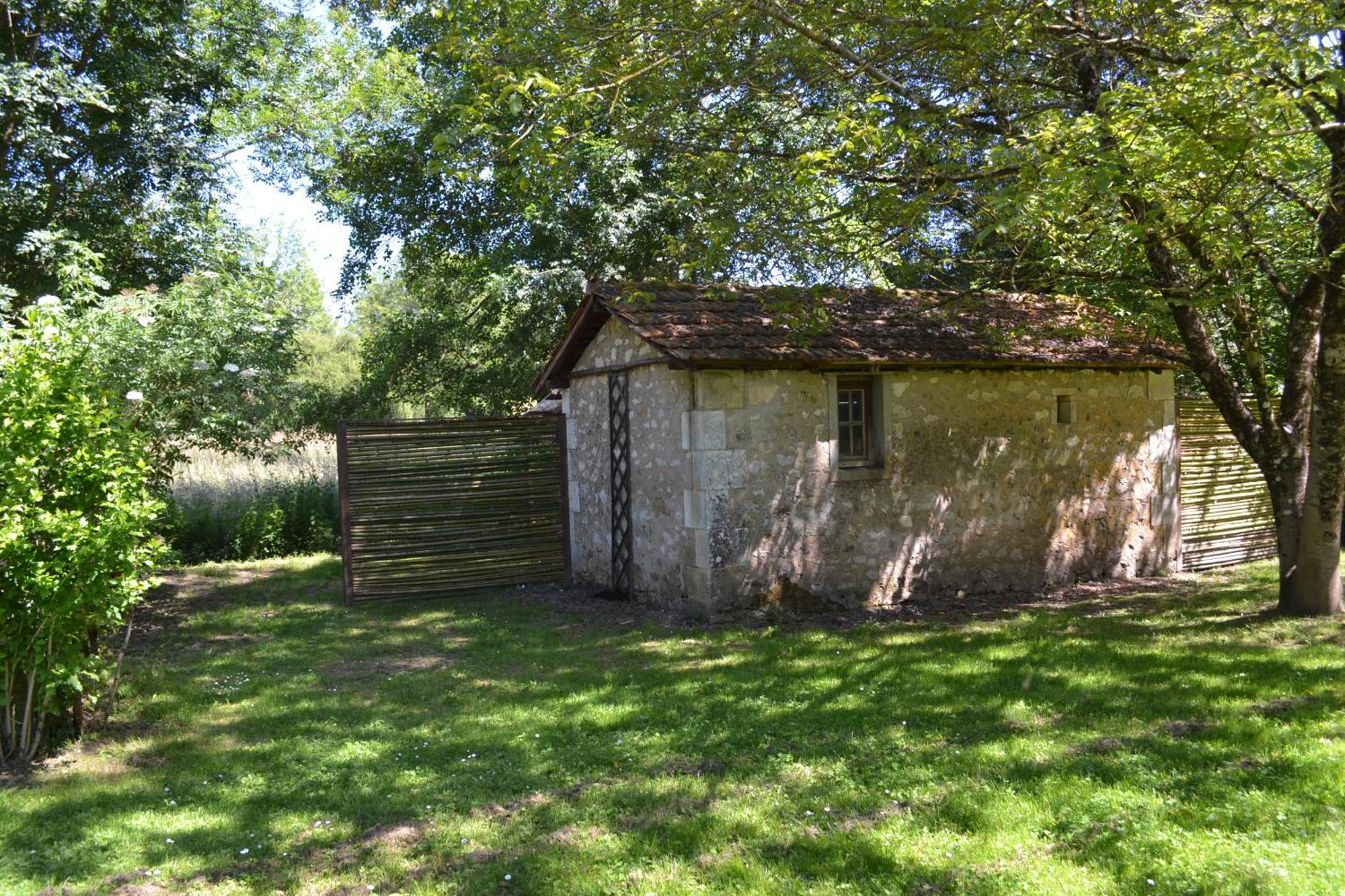 Les Bruyeres B&B Montbron Exterior foto